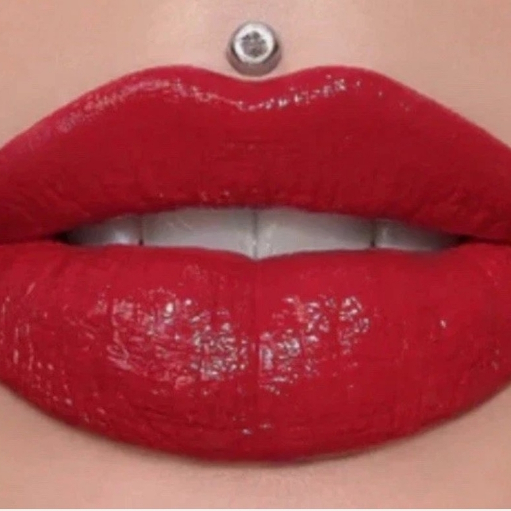 Jeffree Star Supreme Gloss Blood Sugar